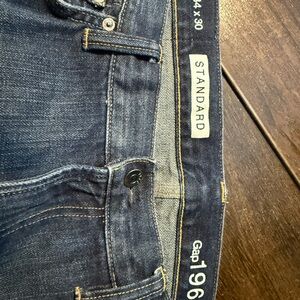 GAP Men's Straight Jeans in Classic Blue